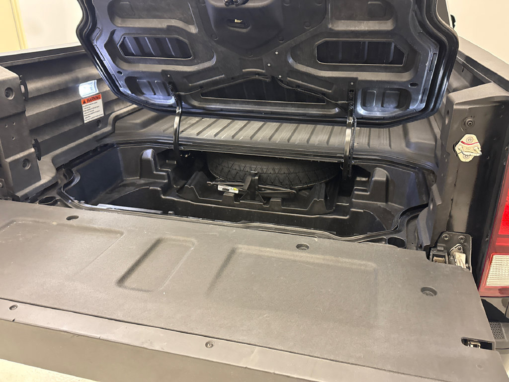 Certified 2025 Honda Ridgeline Black Edition image 11