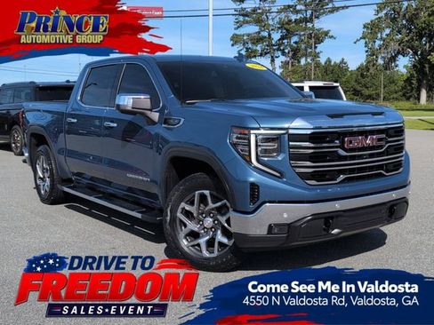 Used 2024 GMC Sierra 1500 SLT w/ SLT Premium Plus Package AWD/4WD image 1