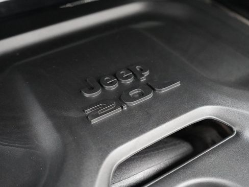 Used 2024 Jeep Wrangler High Altitude AWD/4WD image 42