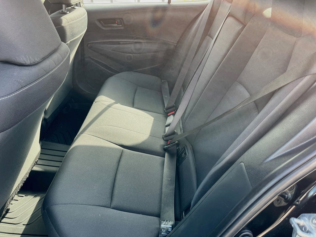 Used 2025 Toyota Corolla LE w/ LE Premium Package FWD image 22