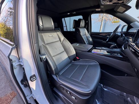 Used 2023 Cadillac Escalade ESV Sport w/ Touring Package image 51