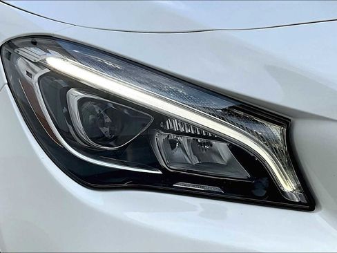 Used 2018 Mercedes-Benz CLA 250 image 26