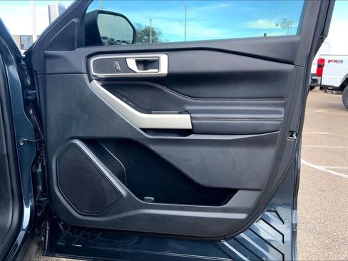 Certified 2022 Ford Explorer XLT w/ Equipment Group 202A image 22