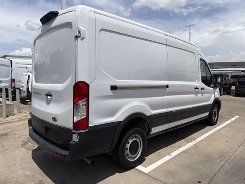 Used 2023 Ford Transit 250 Medium Roof RWD image 3