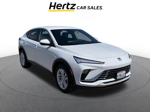 Used 2025 Buick Envista Preferred image 1