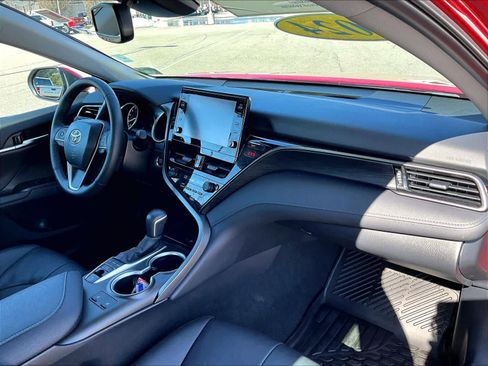 Used 2024 Toyota Camry XLE w/ Cold Weather Package image 14