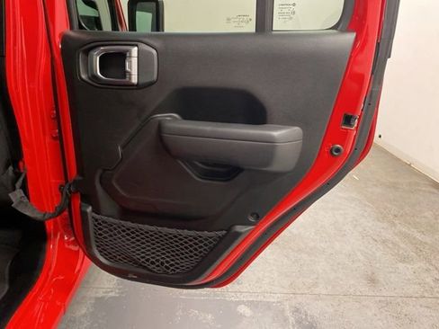 Used 2022 Jeep Wrangler Unlimited Sport AWD/4WD image 27
