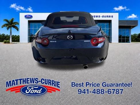 Used 2024 MAZDA MX-5 Miata Club RWD image 5