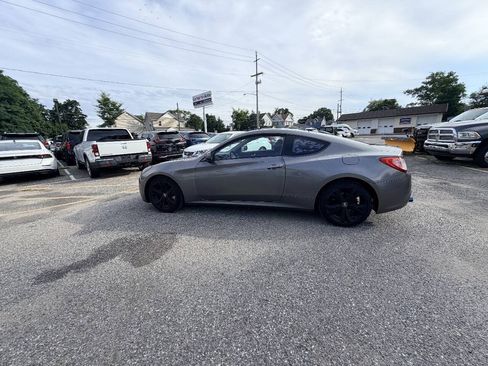 Used 2010 Hyundai Genesis 2.0T RWD image 47