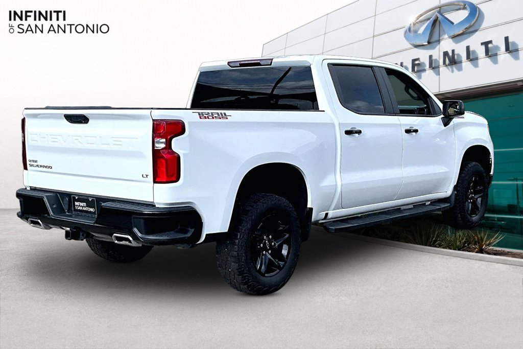 Used 2024 Chevrolet Silverado 1500 LT Trail Boss w/ Protection Package AWD/4WD image 2
