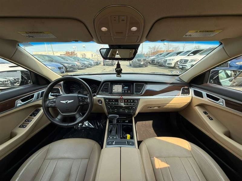 Used 2018 Genesis G80 3.8 RWD image 20