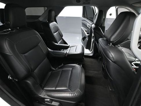 Used 2020 Ford Explorer XLT w/ Equipment Group 202A image 47