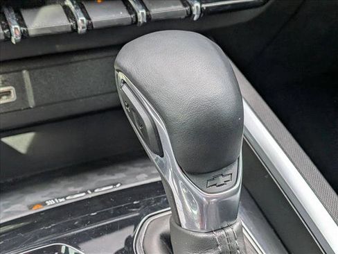 Used 2024 Chevrolet Colorado LT w/ LT Convenience Package II image 13