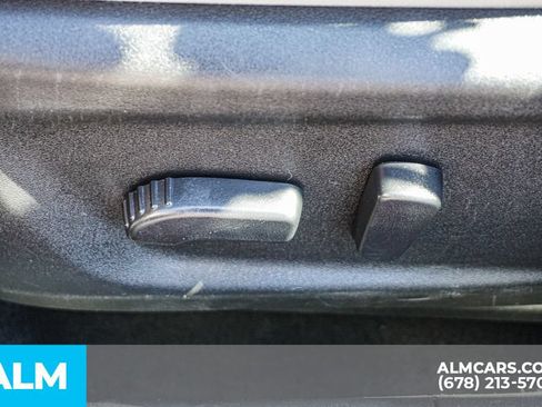 Used 2025 Nissan Altima 2.5 SV FWD image 45