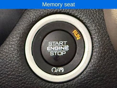 Used 2022 RAM 1500 Laramie AWD/4WD image 24