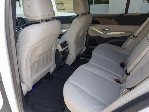 Certified 2025 Mercedes-Benz GLE 450 4MATIC image 17