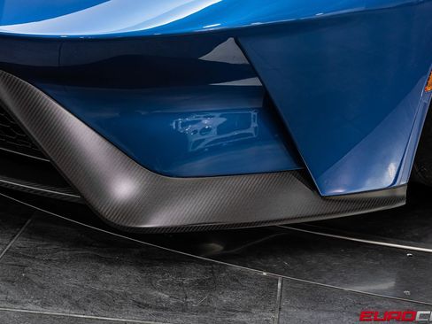 Used 2019 Ford GT RWD image 14
