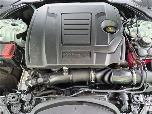 New 2024 Jaguar XF R-Dynamic SE AWD/4WD image 16