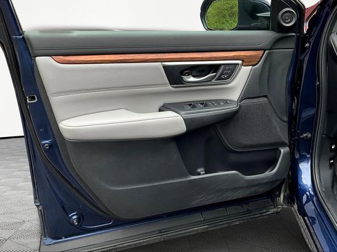 Used 2022 Honda CR-V Touring image 21
