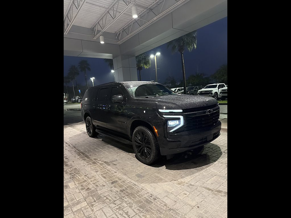 Used 2025 Chevrolet Suburban LS RWD image 56