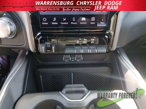 New 2026 RAM 1500 Laramie w/ Laramie Southwest Edition AWD/4WD image 20