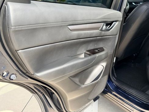 Used 2019 MAZDA CX-5 Touring image 18