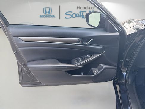 Used 2021 Honda Accord LX image 19