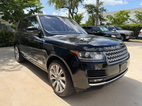 Used 2015 Land Rover Range Rover Supercharged AWD/4WD image 4