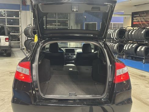 Used 2010 Honda Crosstour EX-L image 6