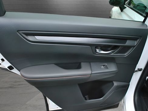 Used 2026 Honda CR-V TrailSport image 9