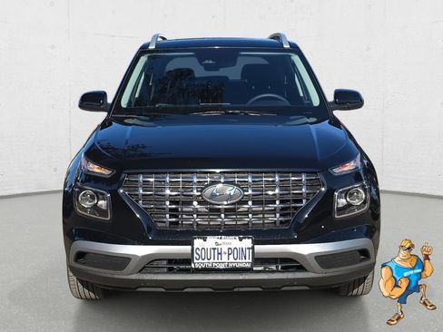 New 2026 Hyundai Venue SEL image 2