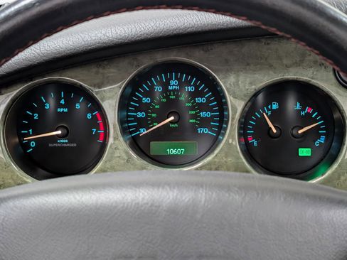 Used 2001 Jaguar XKR Convertible image 35