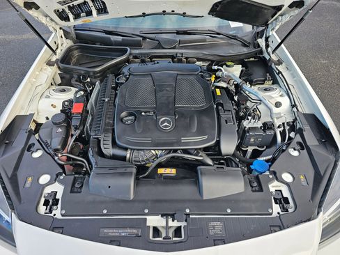 Used 2016 Mercedes-Benz SLK 350 image 9