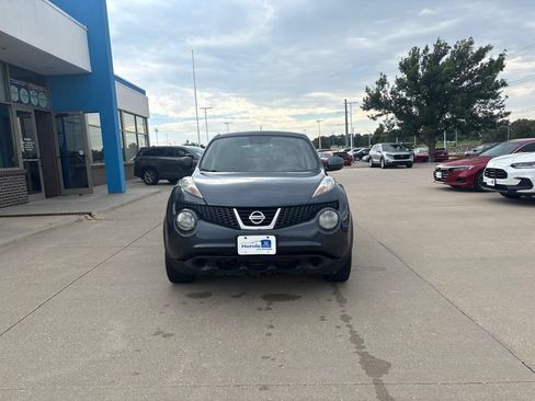 Used 2014 Nissan Juke SV AWD/4WD image 2