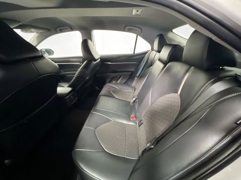 Used 2024 Toyota Camry XSE FWD image 29