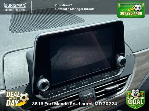Used 2025 Nissan Altima 2.5 SV FWD image 13