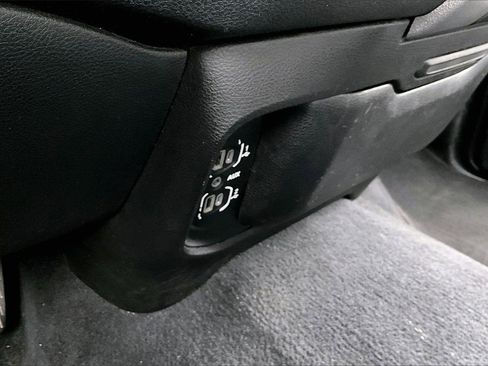 Used 2019 RAM 2500 Big Horn image 16