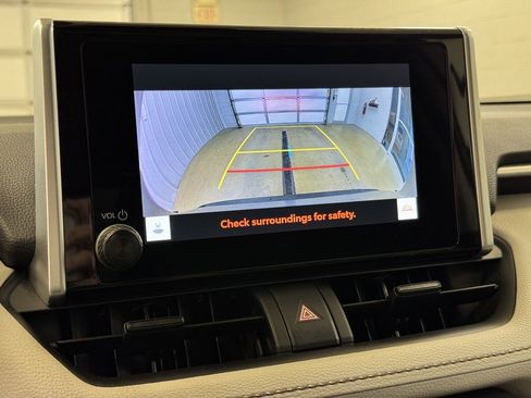 Used 2023 Toyota RAV4 XLE image 41