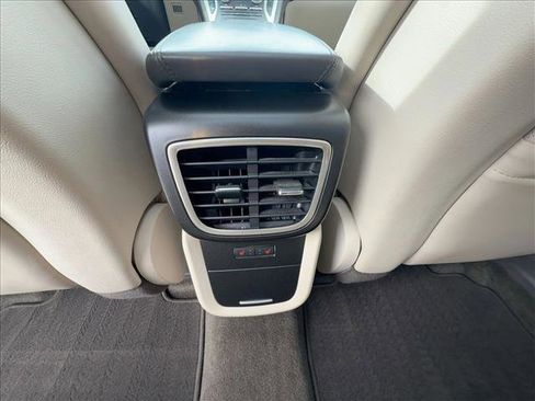 Used 2018 Lincoln MKX Reserve w/ Driver Assistance Package image 18