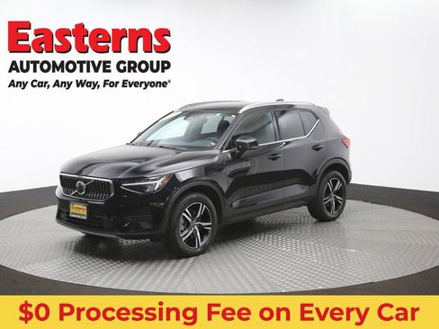 Used 2024 Volvo XC40 B5 Core AWD/4WD image 56