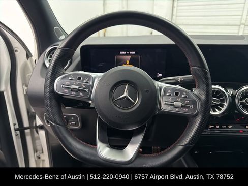 Used 2022 Mercedes-Benz GLA 35 AMG 4MATIC image 16