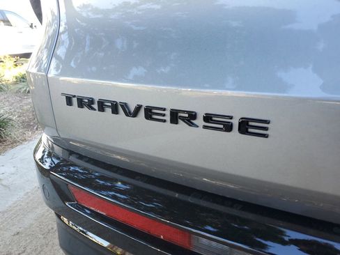 New 2026 Chevrolet Traverse RS w/ LPO, Floor Liner Package image 7