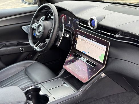 Used 2024 Maserati Grecale GT image 10