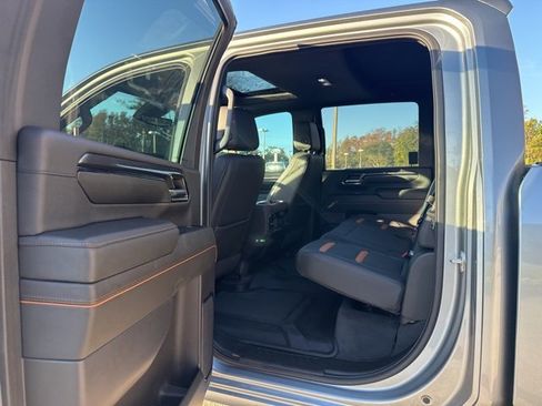 Used 2024 GMC Sierra 2500 AT4 w/ AT4 Premium Plus Package image 14
