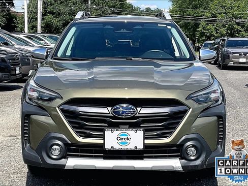 Certified 2023 Subaru Outback Touring AWD/4WD image 3