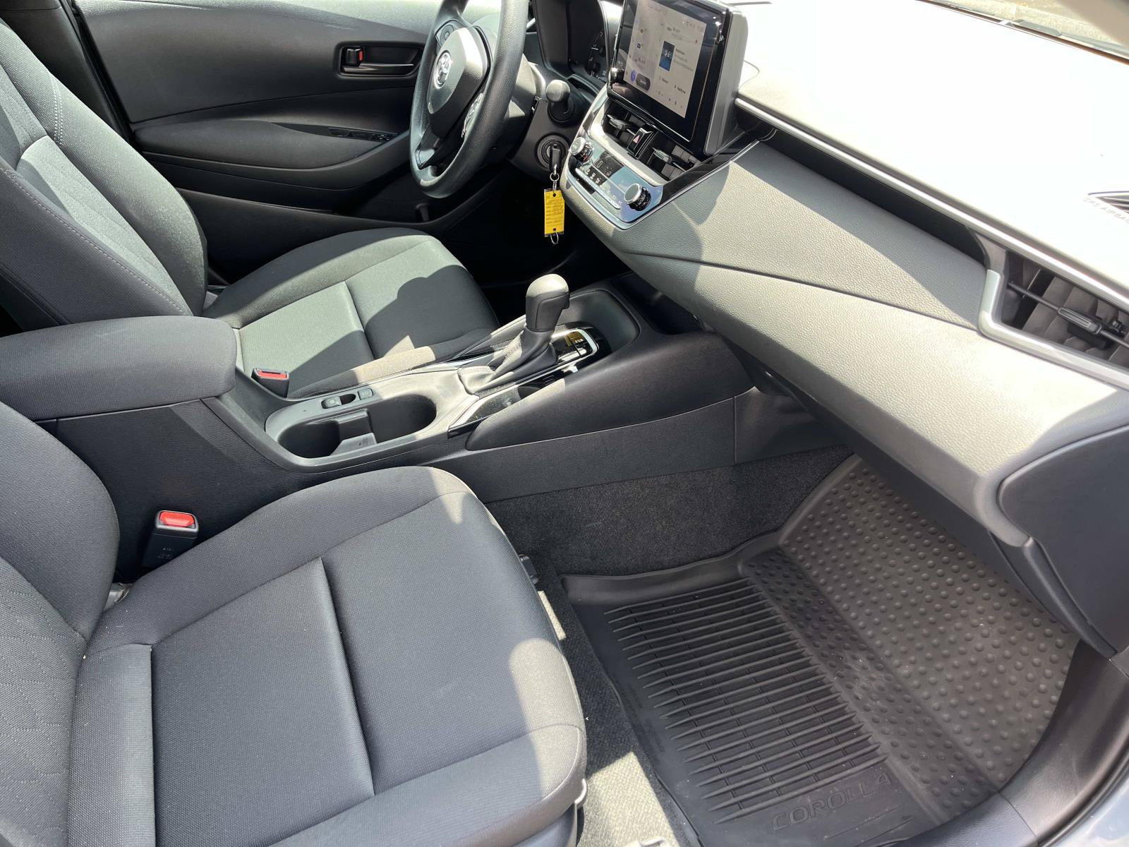 Used 2024 Toyota Corolla LE FWD image 22