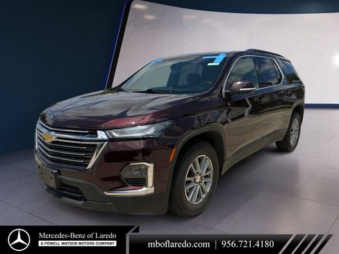 Used 2023 Chevrolet Traverse LT FWD image 1