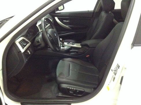 Used 2013 BMW 328i Sedan RWD image 5