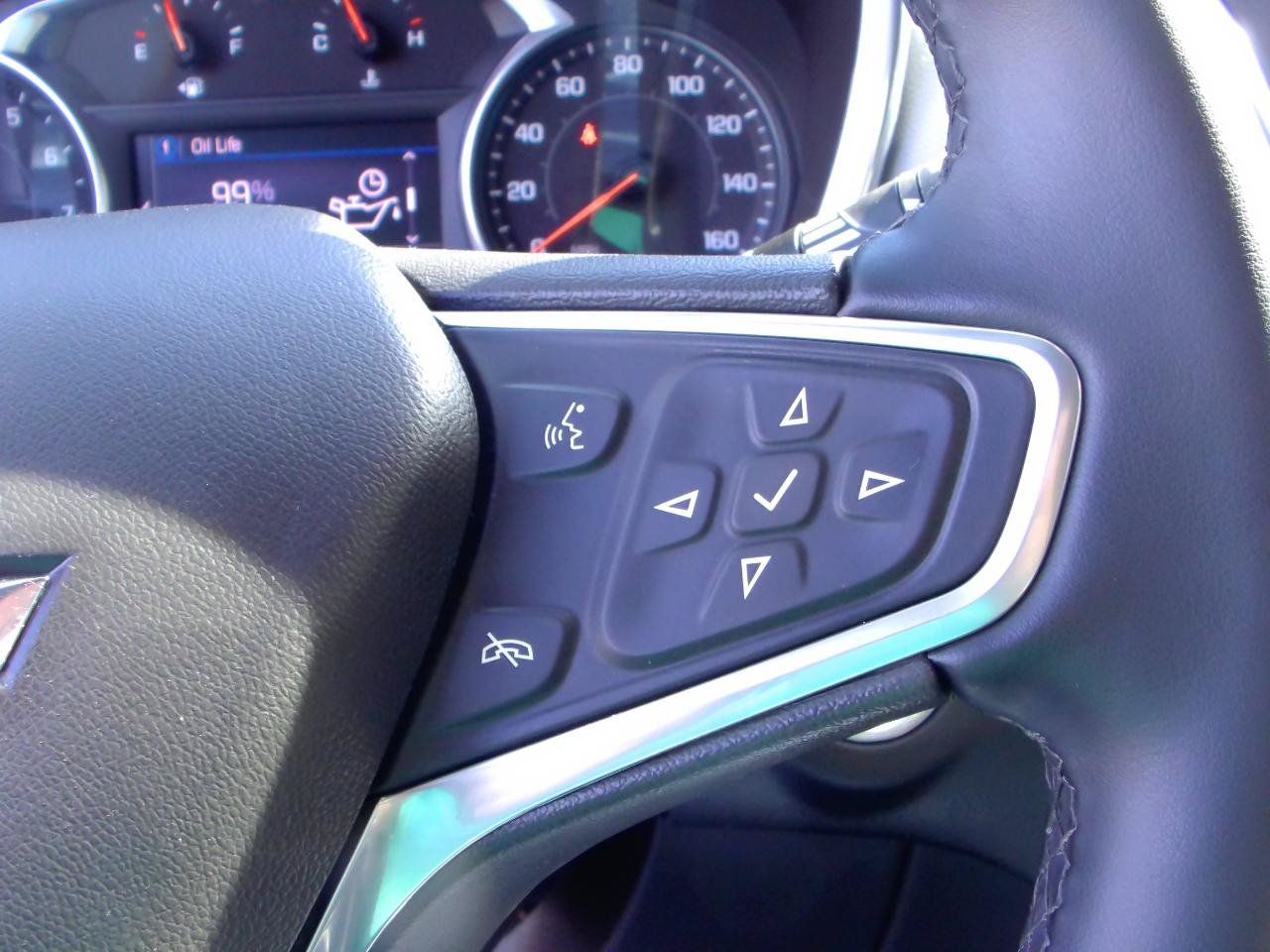Used 2023 Chevrolet Equinox LT w/ Driver Convenience Package AWD/4WD image 18