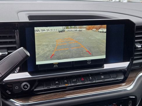 Used 2023 Chevrolet Silverado 1500 LT image 24